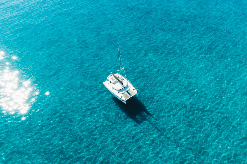 sailing the exuma cays bahamas in a catamaran