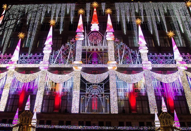 Fifth Avenue Christmas lights display