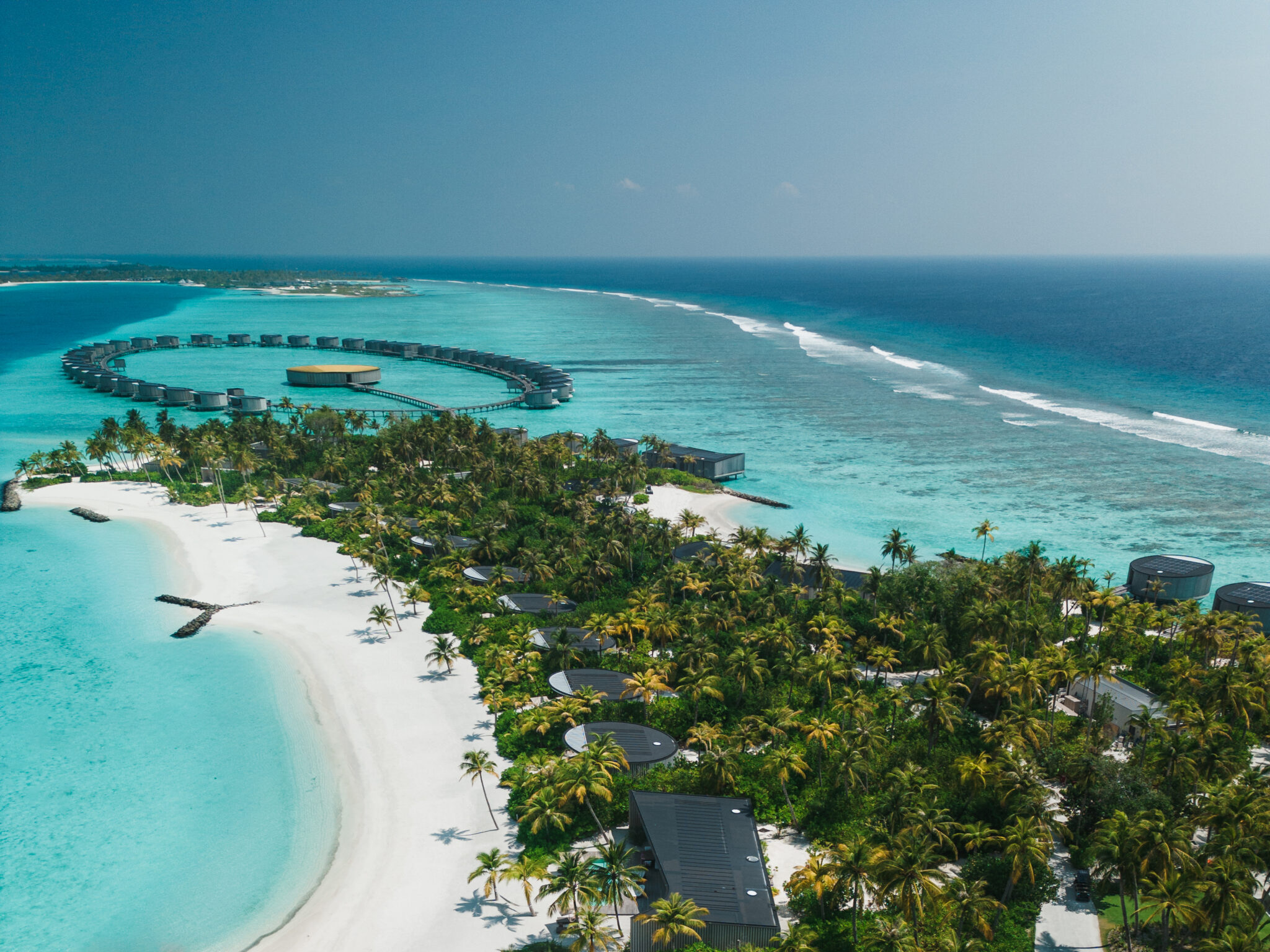 Best Resorts in Maldives for Honeymoon - saltyluxe.com